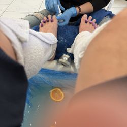 Veneto Nail Bar - Nice Honey Foot Massage Tx
