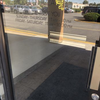 Mangia Brick Oven Pizza - Front door - Pizza Near Me - Toms River, New Jersey