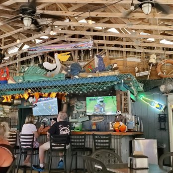 New England Eatery & Pub