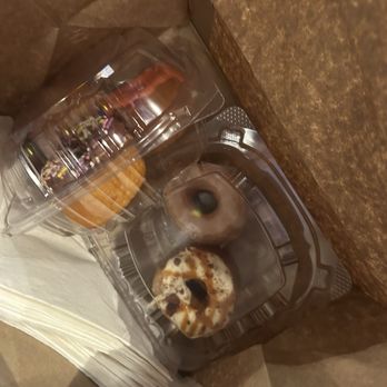 Five Daughters Bakery - Mini donuts all flavors - Bakeries Near Me - Nashville, Tennessee Five Daughters Bakery - Mini donuts all flavors - Bakeries Near Me - Nashville, Tennessee