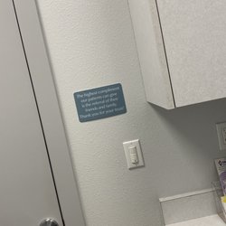 Heu Medical Group - Sign in room