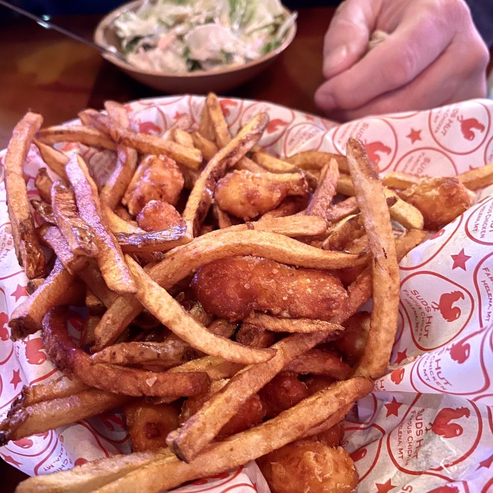 Suds Hut Famous Chicken - Cheese Curds for real! - American Near Me - Helena, Montana Suds Hut Famous Chicken - Cheese Curds for real! - American Near Me - Helena, Montana