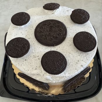 Cold Stone Creamery - Oreo ice cream cake - Ice Cream & Frozen Yogurt Near Me - Bakersfield, California Cold Stone Creamery - Oreo ice cream cake - Ice Cream & Frozen Yogurt Near Me - Bakersfield, California