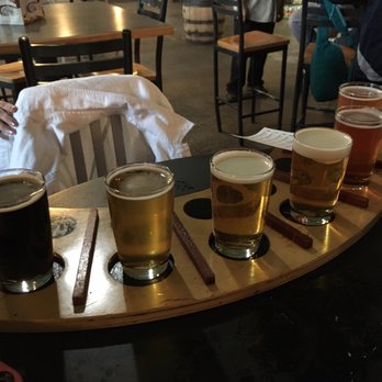 Right Brain Brewery - My friend's flight which came in tasting order, lightest to darkest - Arcades Near Me - Traverse City, Michigan Right Brain Brewery - My friend's flight which came in tasting order, lightest to darkest - Arcades Near Me - Traverse City, Michigan