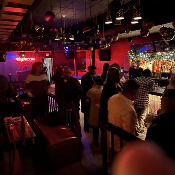 Vinyl Room - a crowd of people sitting at a bar - Music Venues Near Me - Burlingame, California