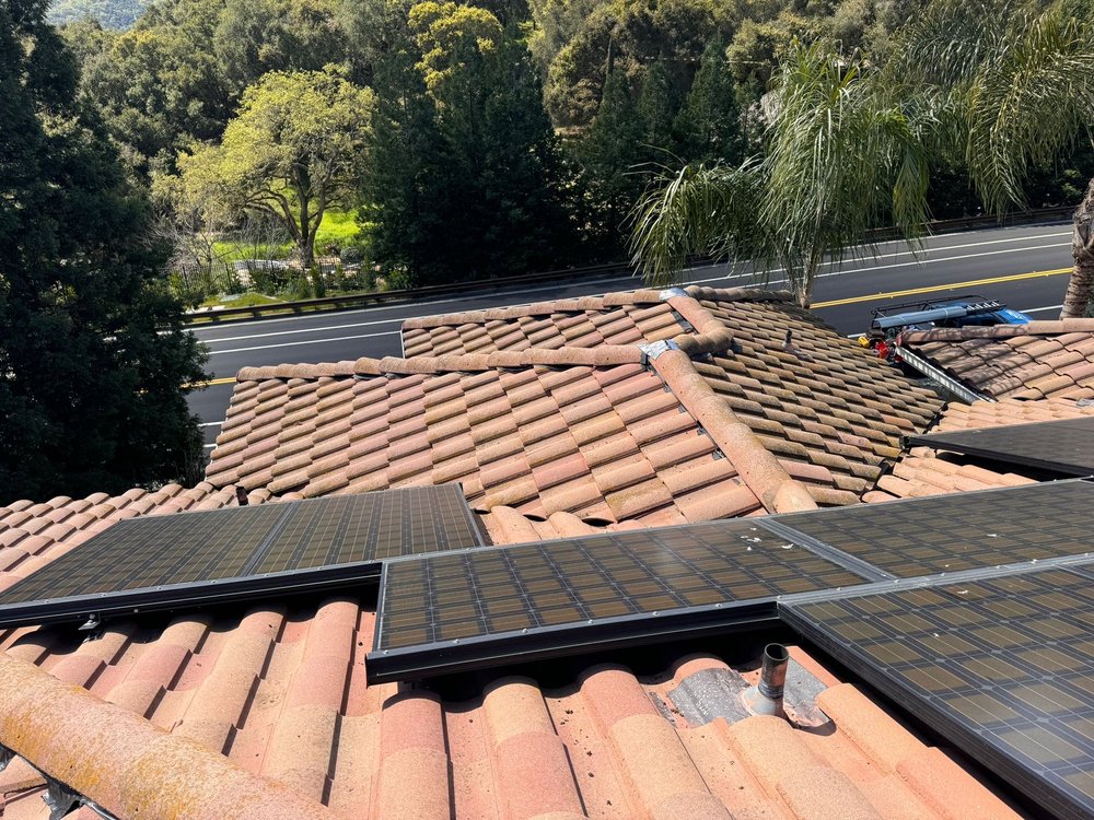 Slide of Acme Roofing Services