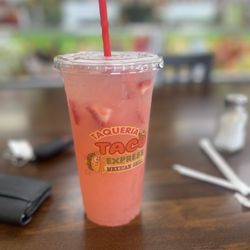 Taqueria Taco Express - Strawberry limeade