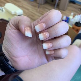 Acrylic ombré nails