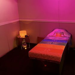 Emerald Psychic Center - Chakra Meditation and Balancing