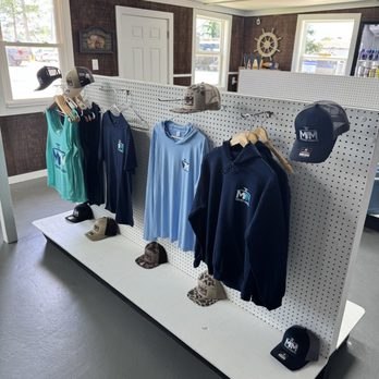 Midway Marina - Merch - Marinas Near Me - Lanexa, Virginia
