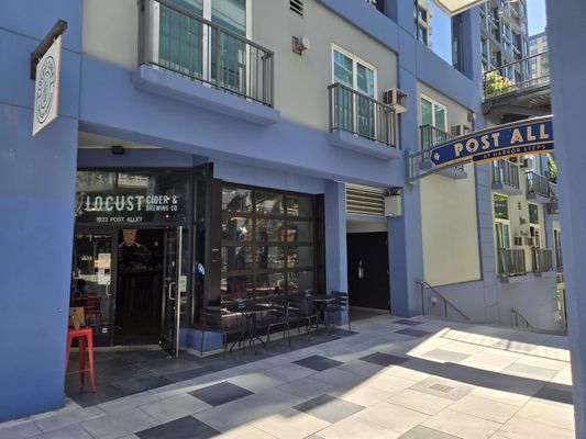 Locust Cider Post Alley by null