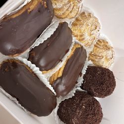 Manan Bakery - Wow they are exquisite