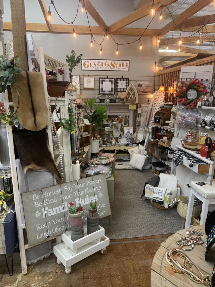 Vintage and Lace Marketplace Image