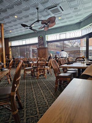 BILLY’S by null