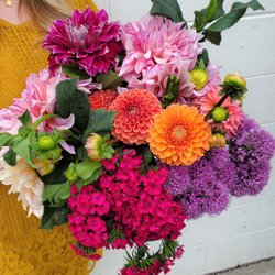 Ball Park Floral & Gifts - Gorgeous Michigan-grown local blooms!
