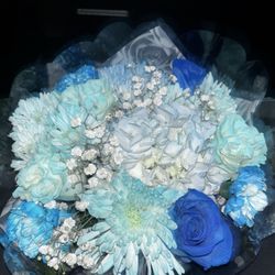 Gp Flowers And Party Rentals - Arranged with painted and naturally dyed carnations and roses