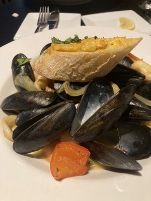 Left Bank Café by null