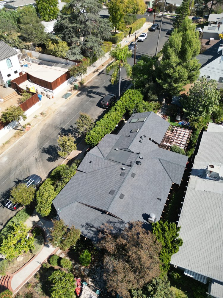 Slide of Francisco's Roofing