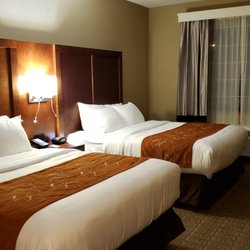 Comfort Suites - Double Queen Suite