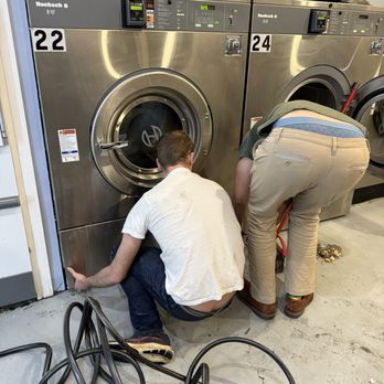 Sit & Spin Laundromat - Laundromat Near Me - Troy, New York Sit & Spin Laundromat - Laundromat Near Me - Troy, New York