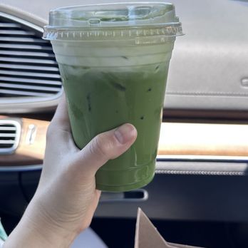 Cafe The Scoop - Matcha einspanner - Cafes Near Me - Long Beach, California