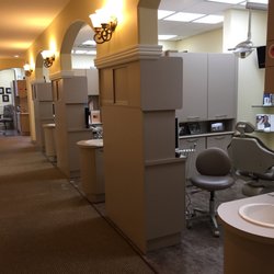 Rebecca Bryan, DDS & John Curtis, DDS - Bentonville Dentist - Rebecca Bryan, DDS & John Curtis, DDS - Bentonville Dental Office Interior