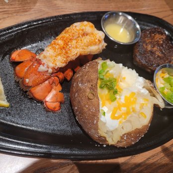 Outback Steakhouse - Filet mignon with Lobster - Steakhouses Near Me - Davie, Florida Outback Steakhouse - Filet mignon with Lobster - Steakhouses Near Me - Davie, Florida
