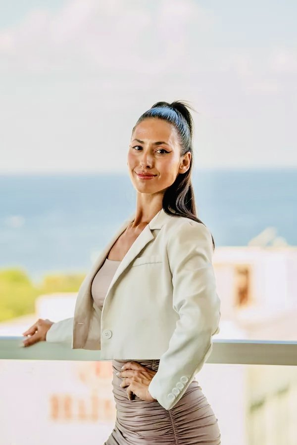 KONIKO TRAKIS MANGROVE BAY REALTY Contact Agent 3908 26th St W, Bradenton, Florida Real