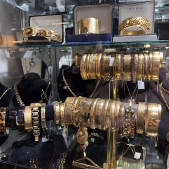 Terrace Oaks Antique Mall - Antiques Near Me - Charleston, South Carolina