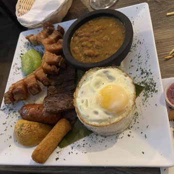 Fonda Sabaneta - Bandeja paisa - Colombian Near Me - Miami, Florida Fonda Sabaneta - Bandeja paisa - Colombian Near Me - Miami, Florida