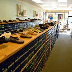 sas shoe store