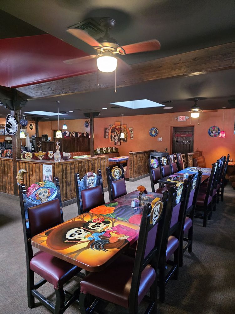 Calavera Bar And Grill
