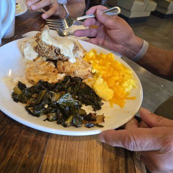 Buffalo Breakfast - Southern Fried skillet. - Breakfast & Brunch Near Me - Sevierville, Tennessee