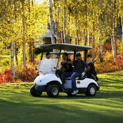 Settlers Bay Golf Course - Golf Course