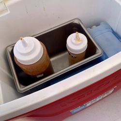 CaliZona Tacos - Cooler with salsas