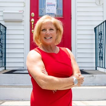 Kerri E Gemma - RE/MAX Properties - Real Estate Agents Near Me - Smithfield, Rhode Island Kerri E Gemma - RE/MAX Properties - Real Estate Agents Near Me - Smithfield, Rhode Island