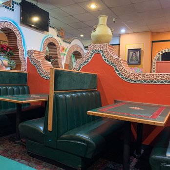 Jalisco Mexican Restaurant - Dining booths - Mexican Near Me - Eugene, Oregon Jalisco Mexican Restaurant - Dining booths - Mexican Near Me - Eugene, Oregon
