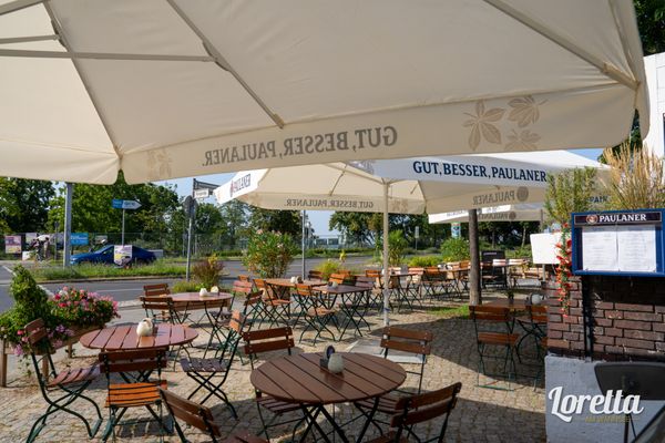 Loretta am Wannsee by null