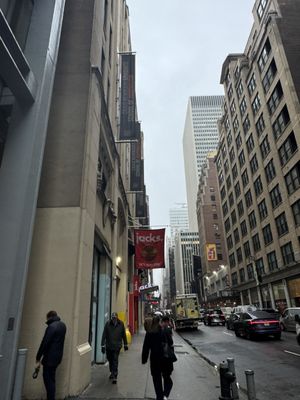 Jacks, 223 W 40th St, New York, NY 10018, US - MapQuest