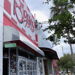 Biggie’s Pizza - 5 Points
