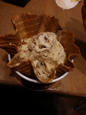 Cold Stone Creamery by null