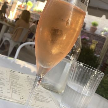 Dutch Courage - Roseeee - Cocktail Bars Near Me - Baltimore, Maryland