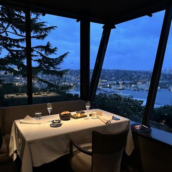 Canlis - New American Near Me - Seattle, Washington