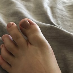 Pedicure I received yesterday, I don't know if I left like that, or if I messed them up.