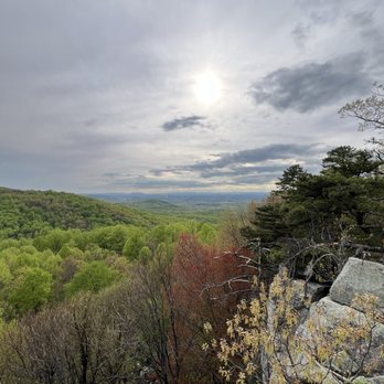 RAVEN ROCKS HIKE - Updated January 2026 - 63 Photos & 36 Reviews - Va ...