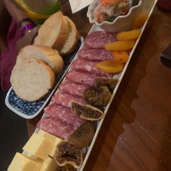 Bar Leather Apron - Charcuterie - Cocktail Bars Near Me - Honolulu, Hawaii