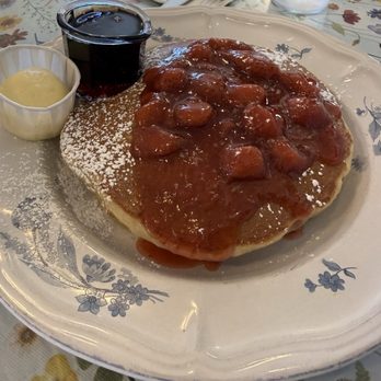 The Cup Cafe - Strawberries and cream short stack - Breakfast & Brunch Near Me - Reno, Nevada