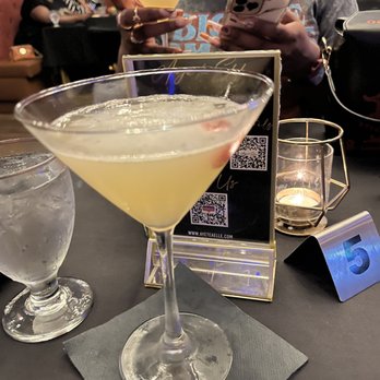 Aye Tea Elle Elevated Tapas - Ladies Night - New American Near Me - College Park, Georgia