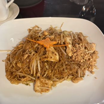 Thai First - Pad Thai chicken - Thai Near Me - Downers Grove, Illinois Thai First - Pad Thai chicken - Thai Near Me - Downers Grove, Illinois
