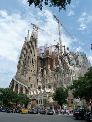 Basílica de la Sagrada Família by null Basílica de la Sagrada Família by null